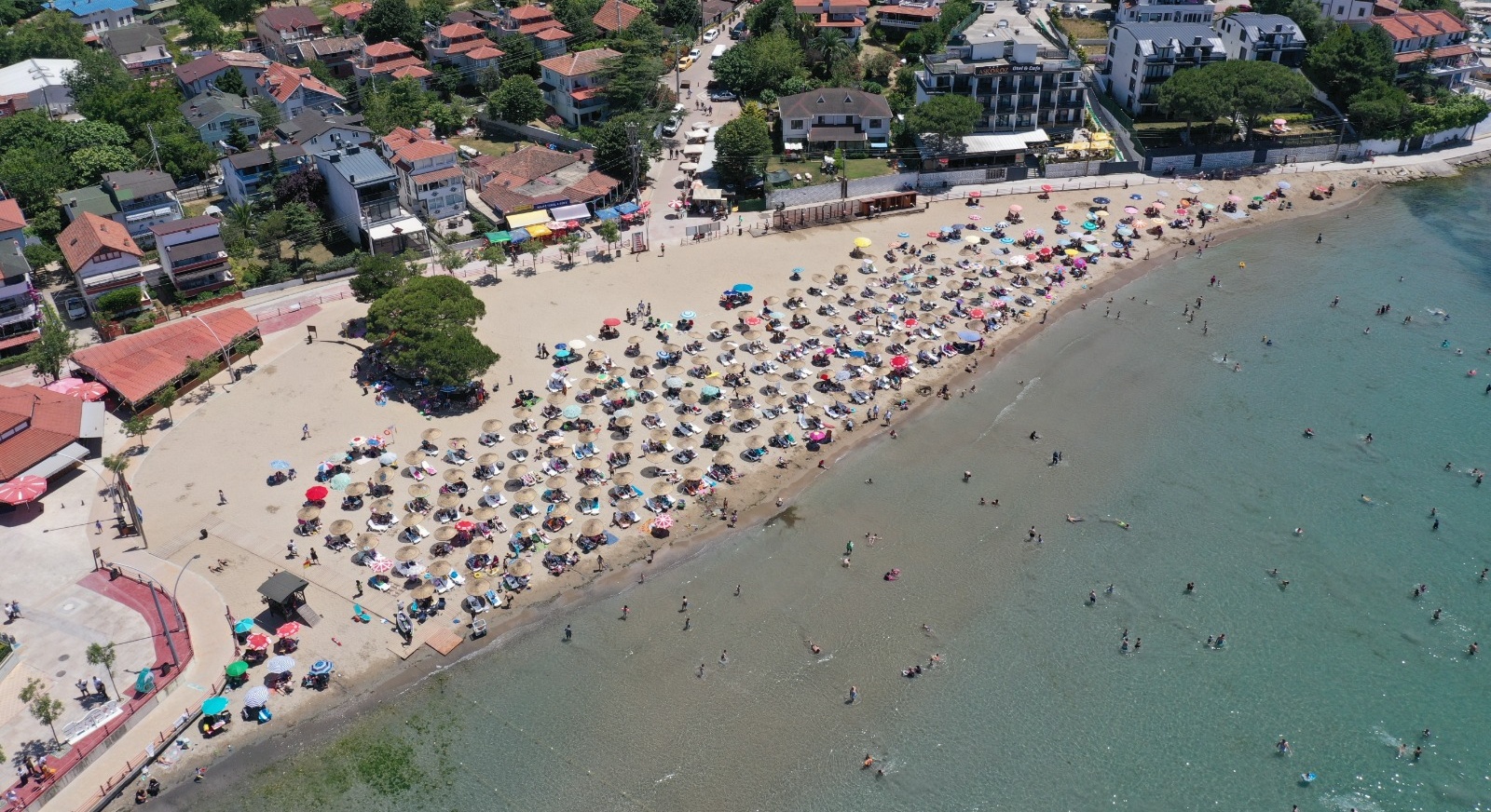 Radikal Çözüm Şart: Aile ve Bekar Plajları Derhal Ayrılmalı!
