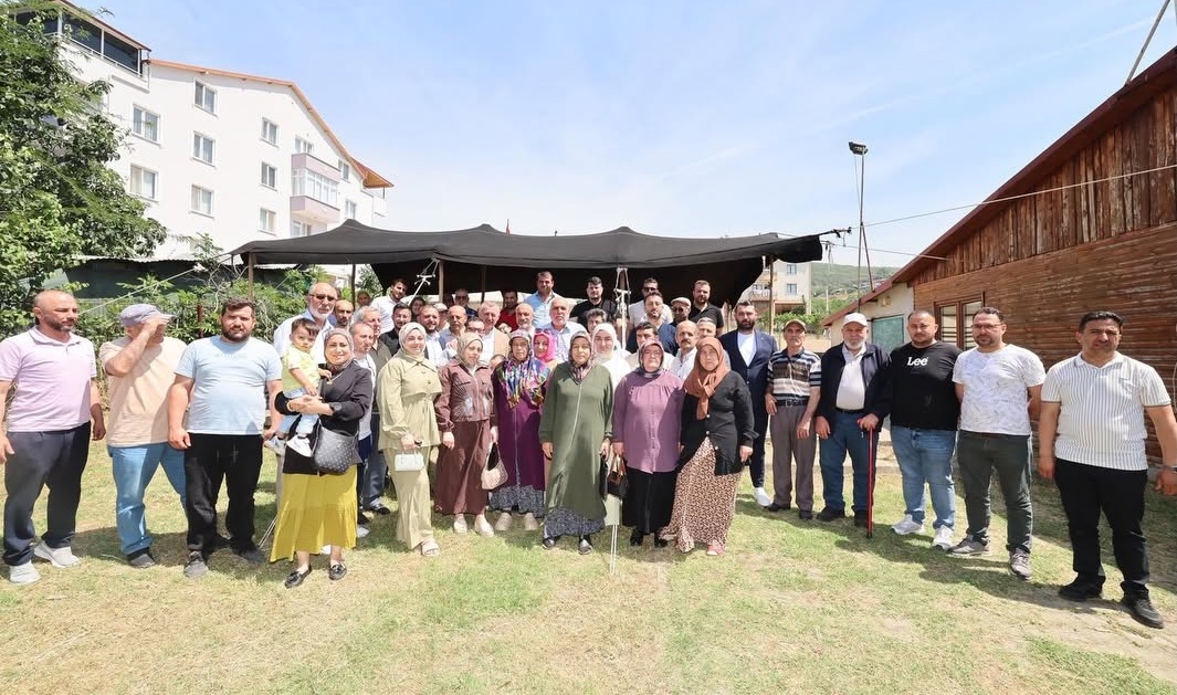 Yörükler’den Başkan Büyükakın’a şiirli karşılama