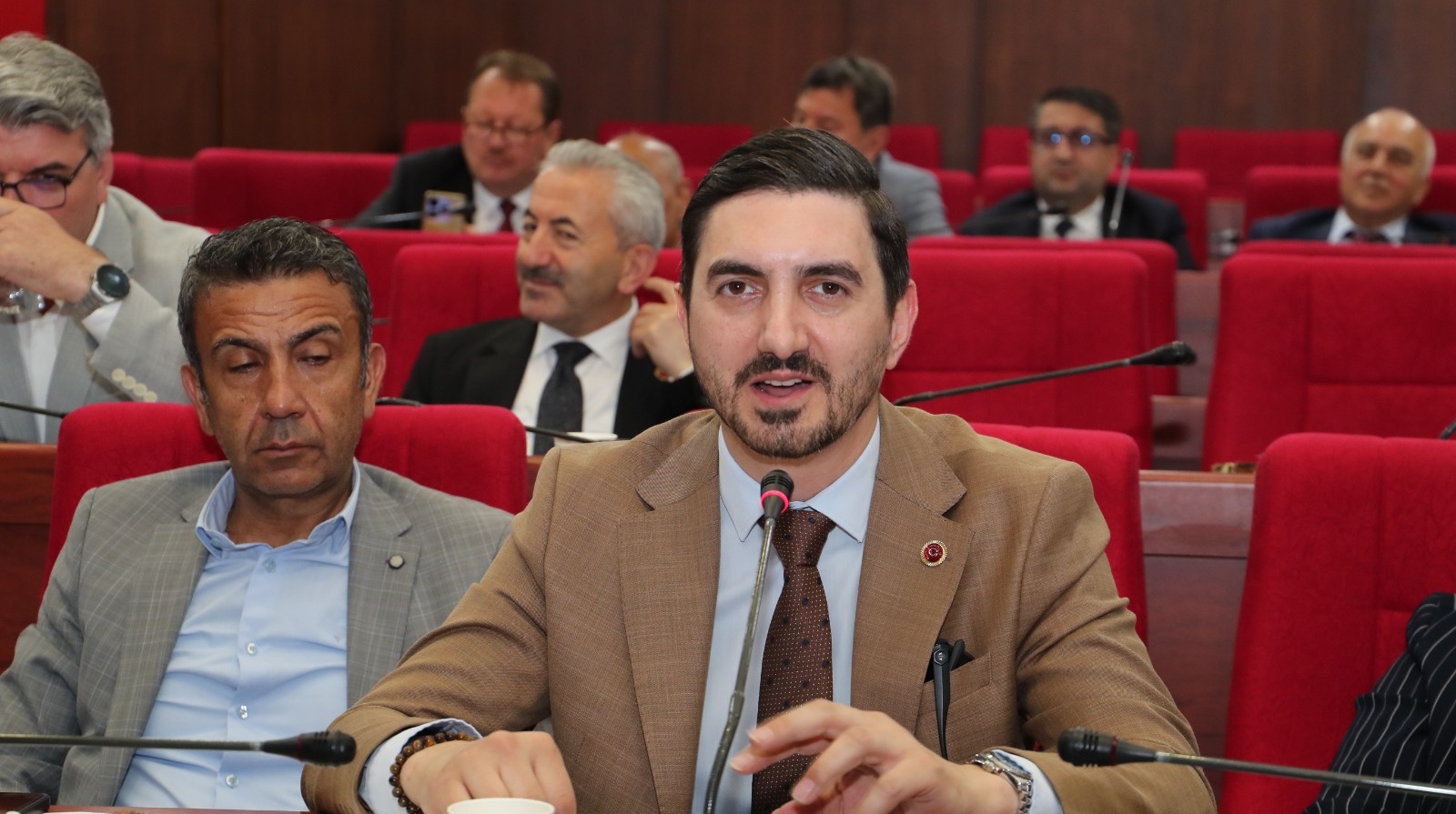 “Topçulardaki hassasiyetinizi Gebze’de yıkılan binada göremedik!”