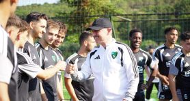 Büyükakın’dan Kocaelispor kampına moral ziyareti