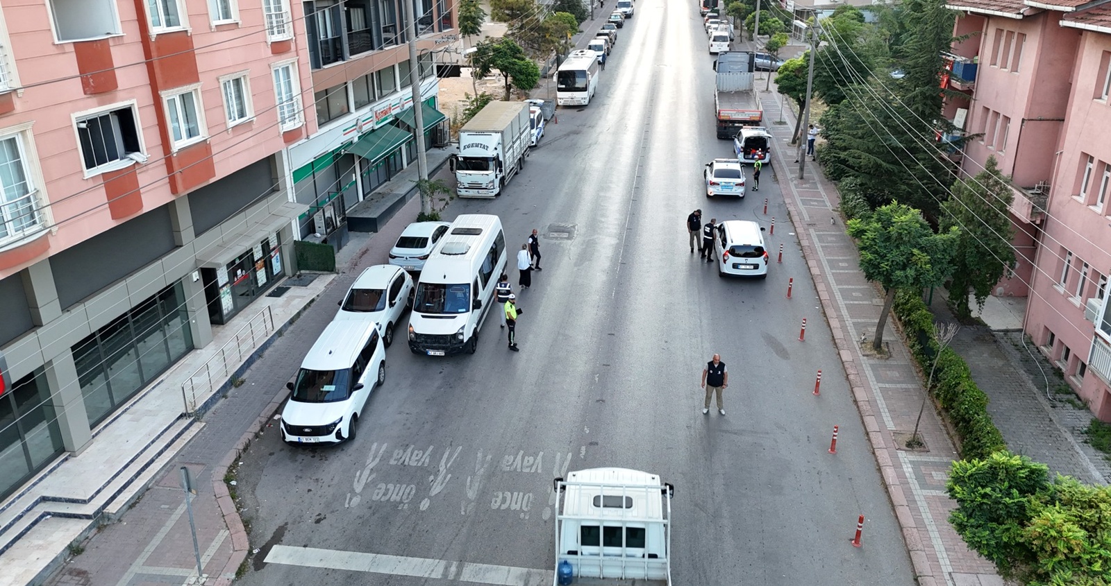 Kocaeli’nde korsan servis operasyonu: 12 araca ceza, 1 araç trafikten çekildi