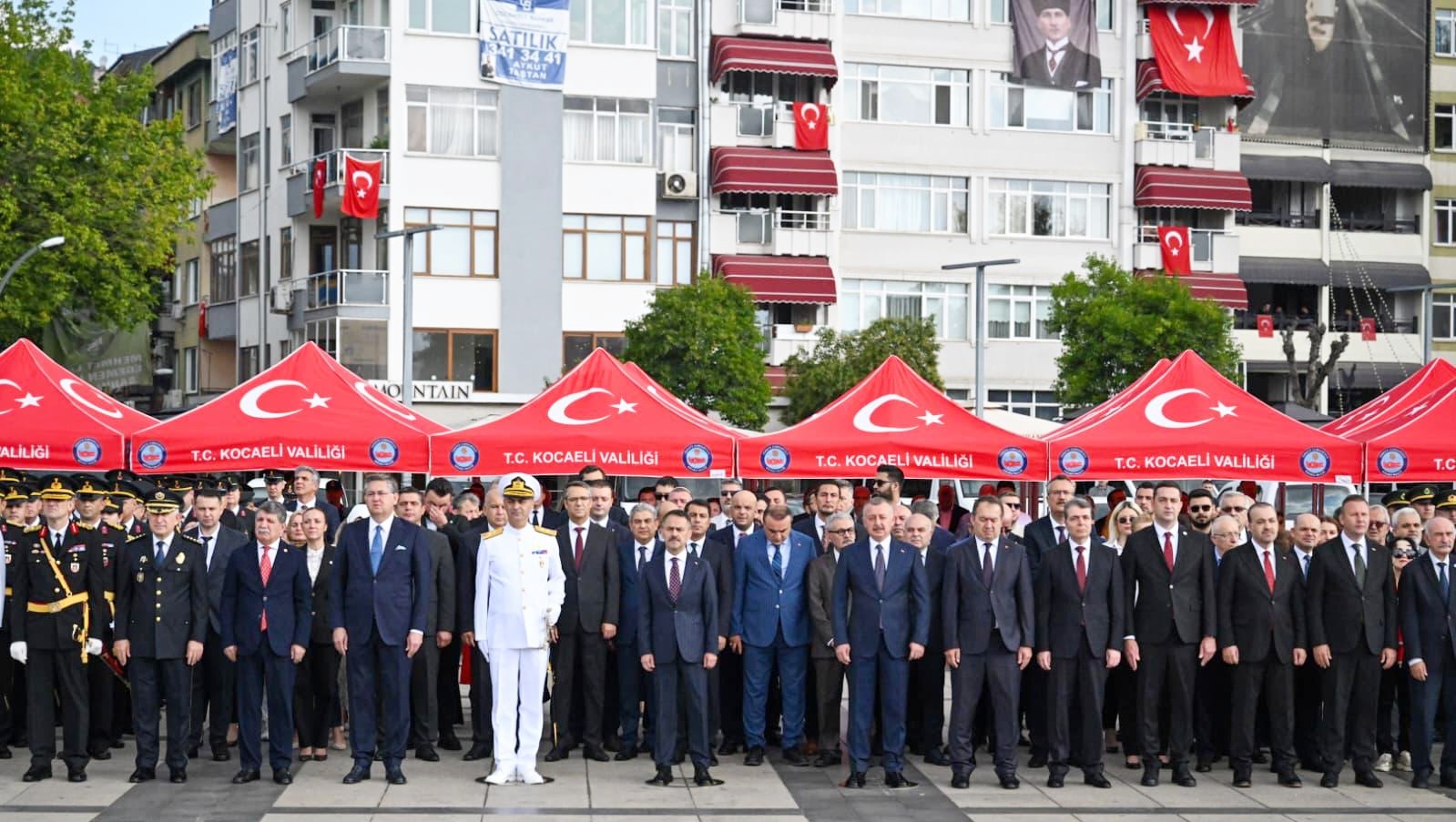 Kocaeli’nde 30 Ağustos coşkusu: Zafer Bayramı 104. yılında törenlerle kutlandı