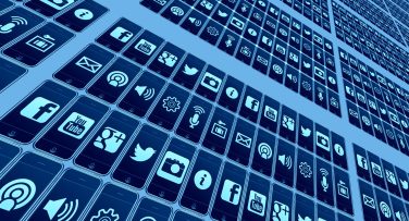 İnternet Kullanımı Rekor Seviyeye Ulaştı: Her 10 Kişiden 9’undan Fazlası Online