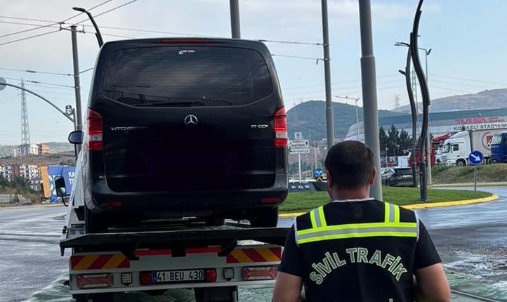 Kocaeli’nde Korsan Taşımacılığa Geçit Yok: Sürücüye 100 Bin Lira Ceza