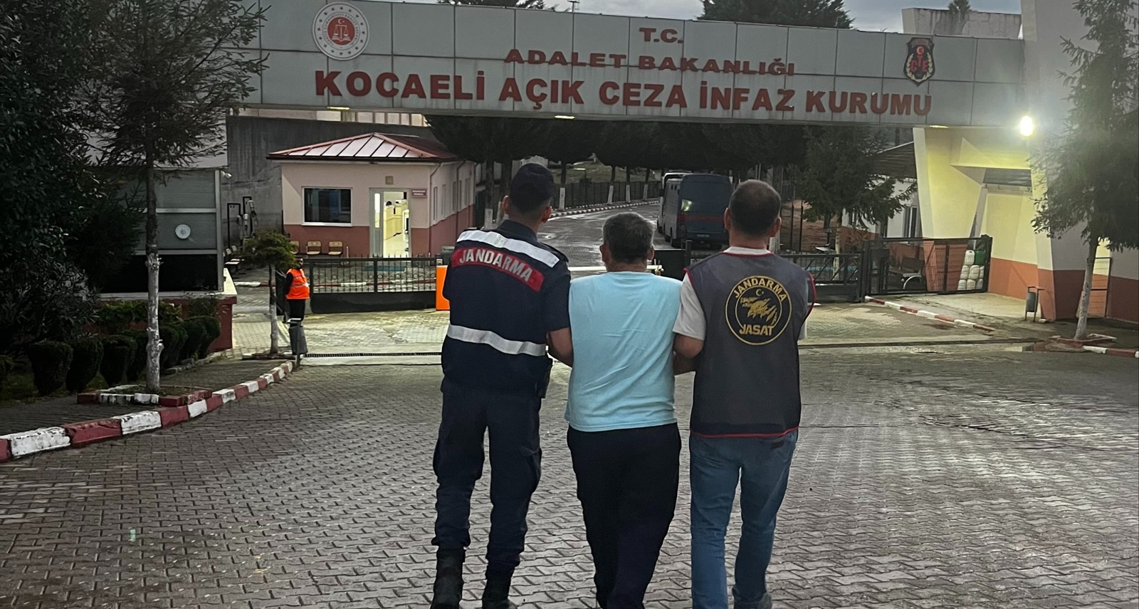 Bilişim Sistemleriyle Hırsızlıktan Aranan Hükümlü Dilovası’nda Yakalandı