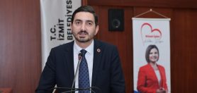 Gençtürk: “İzmit’in iradesine ve Fatma Başkan’ın hukukuna sonuna kadar sahip çıkacağız”