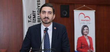 Gençtürk: “İzmit’in iradesine ve Fatma Başkan’ın hukukuna sonuna kadar sahip çıkacağız”