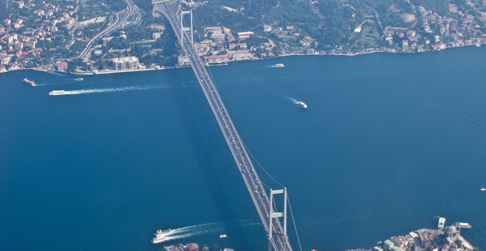 Akıllı Ulaşım mı, Gizli Fatura mı? Köprü ve Otoyolların Özelleştirilmesinin Ekonomi Politiği