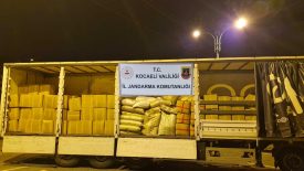 Jandarmadan Kaçak Tütün Operasyonu: 6 Tonun Üzerinde Tütün Ele Geçirildi